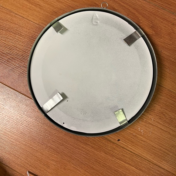 Metal frame - with k printed on plate - Picture 2 of 2